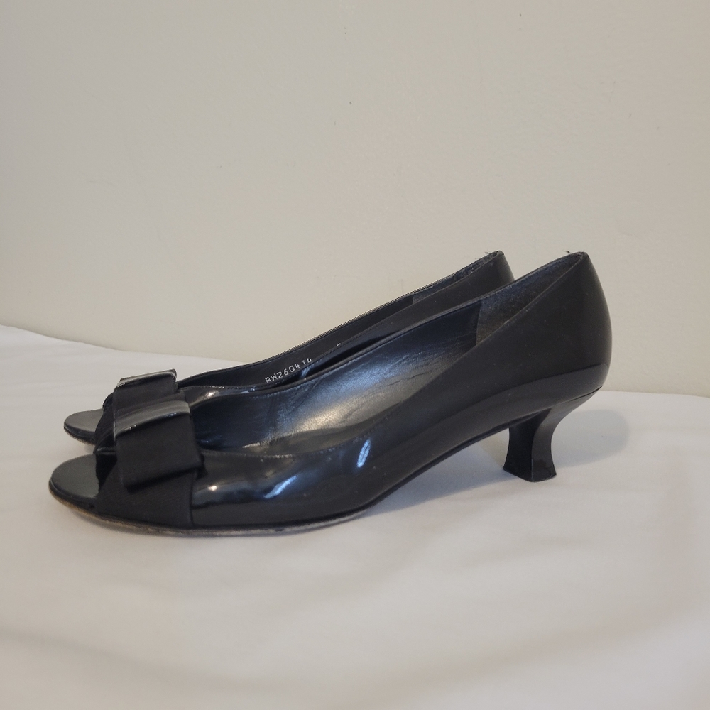Stuart Weitzman Black Patent Leather Open Toe S.8M